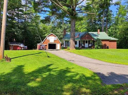 303 Smart Rd, Elliottsville Township, ME 04443-3522