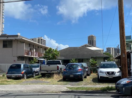 2009 Waiola St, Honolulu HI  96826-2646 exterior