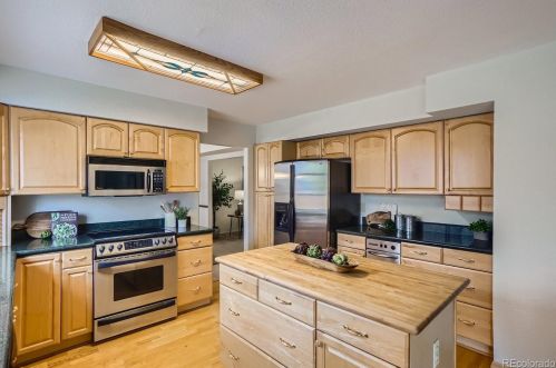 1736 Glenwood Dr, Fort Collins CO  80526-1555 exterior