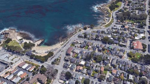 129 Forest Ave, Del Monte Park, CA 93950-2619