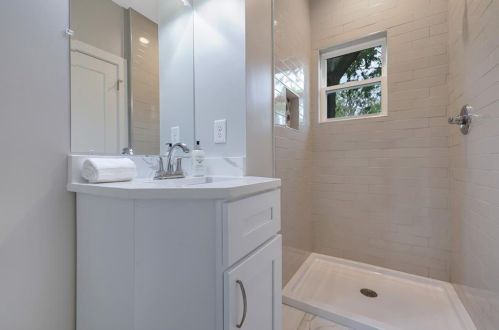 357 Haas Ave, Atlanta GA  30316-1672 exterior