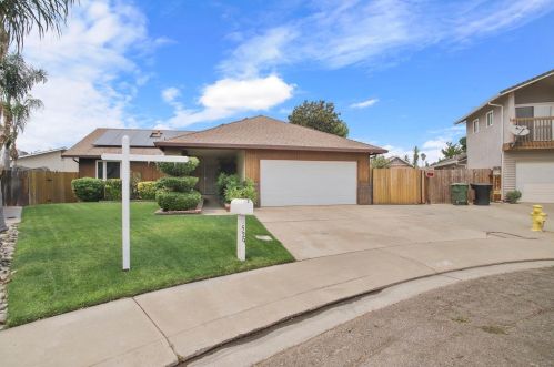 529 Cheri Ct, Ripon, CA 95366-2805