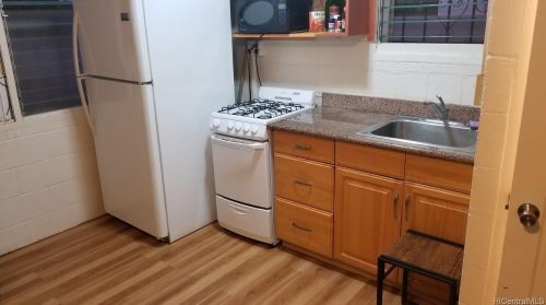 1712 Fern St, Honolulu HI  96826-3701 exterior