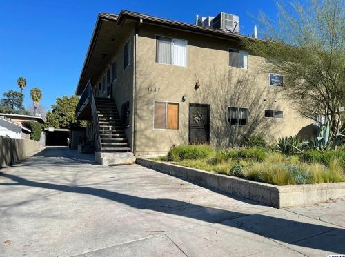 1447 Windsor Rd, Glendale CA  91205-2767 exterior