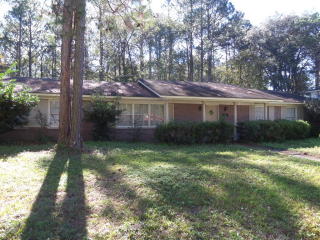 144 Kensington Dr, Brunswick, GA 31525-1950