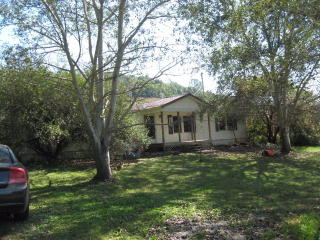 898 Hunter Cove Rd, Allons, TN 38541-6945