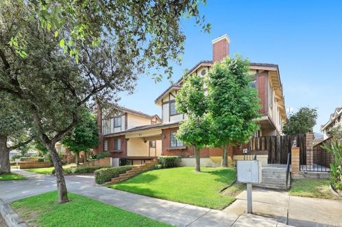 21 California St, Arcadia CA  91006-3668 exterior