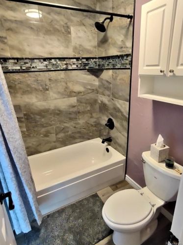 2225 Jasmine St, Denver CO  80207-3917 exterior