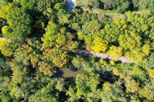 6906 Jarvis Ave, Niles IL  60714-4016 exterior