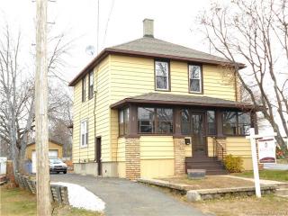 161 Kelsey St, Waterbury, CT 06706-2514