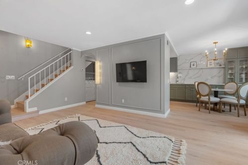 431 Tangelo, Irvine CA  92618-4483 exterior
