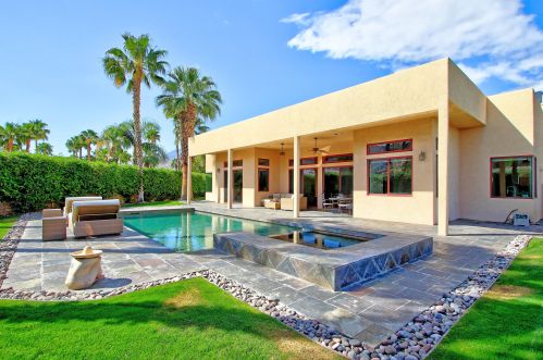 3130 Marigold Cir, Palm Springs, CA 92264-0265