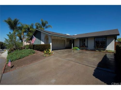 3996 Wooster Dr, Oceanside, CA 92056-3325