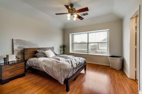 2225 Chapman Dr, Carrollton TX 75010-4154 exterior