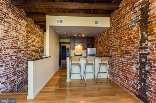 2030 Juniper St, Philadelphia, PA 19148-5509