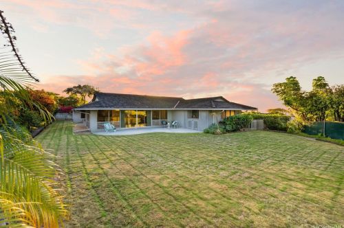 80 Makaweli St, Honolulu HI  96825-2147 exterior