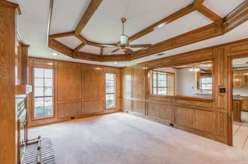 2102 Antibes Dr, Carrollton TX 75006-4327 exterior