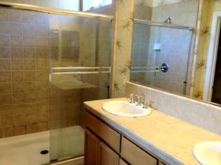 1343 Tapestry Ln, Concord CA  94520-3966 exterior