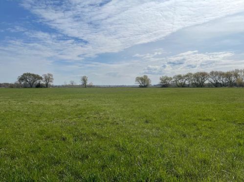 3412 Vermont Rd, Bull Valley, IL 60098-8852