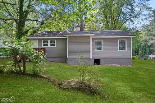 831 Mercury Dr, Atlanta GA  30331-3321 exterior