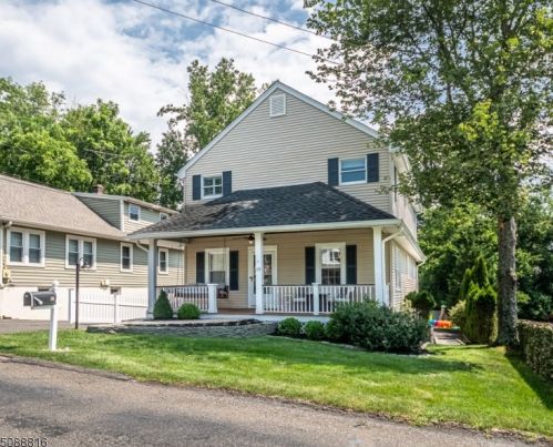 10 Sand Spring Rd, Morristown, NJ 07960-6706