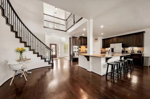 8133 Tranquil Lake Way, Conroe TX  77385-1125 exterior