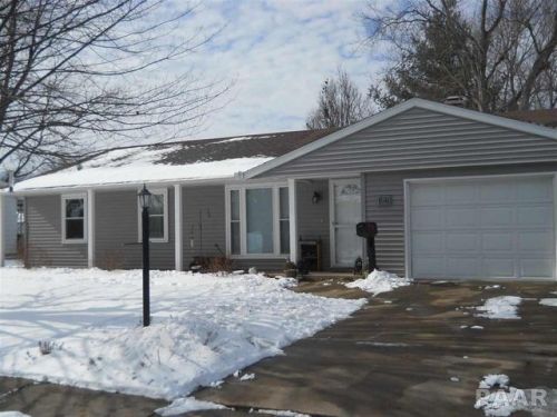 1403 Veerman St, Pekin, IL 61554-2447