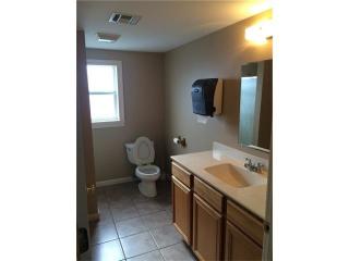 838 2nd St, Gretna LA  70053-5804 exterior