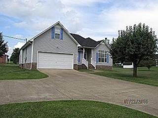 414 Westgate Dr, Pulaski, TN 38478-9562