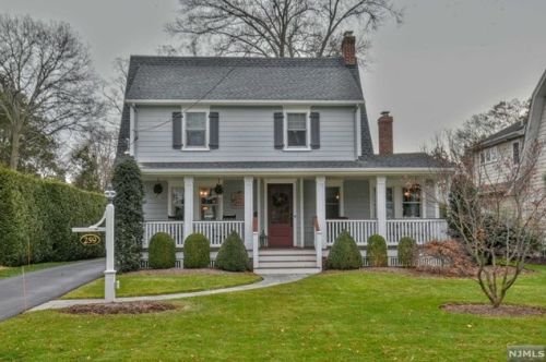 259 Van Dien Ave, Ridgewood, NJ 07450-5215