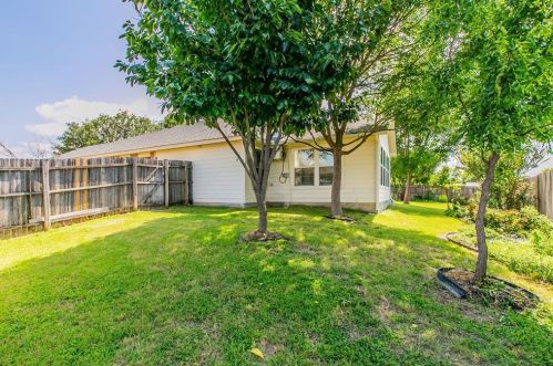 9892 Willowick Ave, Fort Worth TX  76108-4811 exterior