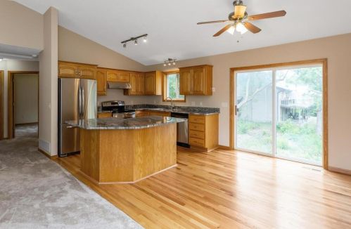 1367 73rd Ave, Minneapolis, MN 55432-3712