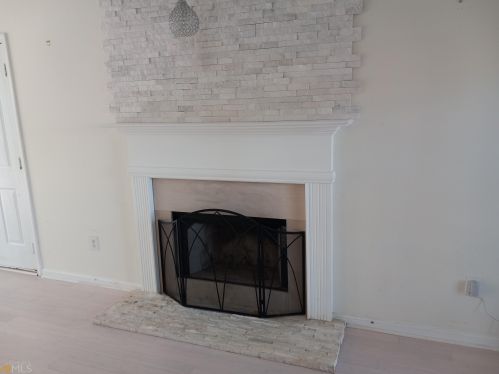416 Ashley Trl, Griffin, GA 30223-8204