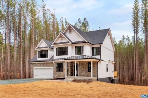 21 Forest Glen Ln, Bybee, VA 22963-5194