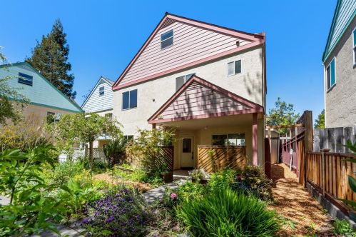 8152 Bodega Ave, Sebastopol, CA 95472-3116