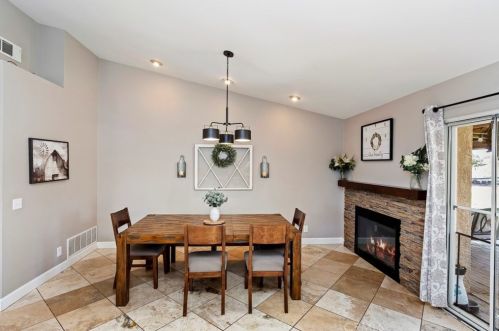 17368 Owl Tree Rd, Riverside CA  92504-9529 exterior