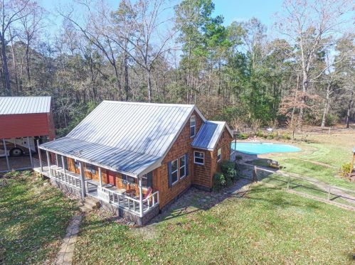 480 Central Dr, Stephen Creek, TX 77331-8844