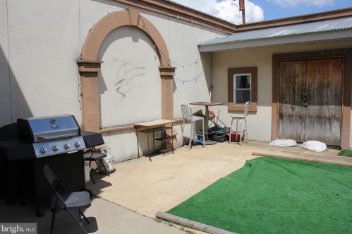 3449 10th St, Philadelphia PA 19148-0053 exterior