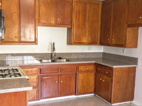 1033 Springfield St, Upland CA 91786-2625 exterior