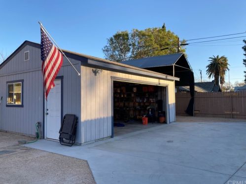 4326 Jurupa Ave, Riverside CA  92506-1766 exterior