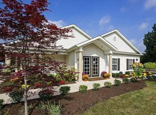 1220 4 Seasons Dr, Toledo OH  43615-7689 exterior