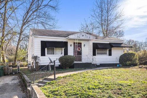 324 Autumn Ln, Atlanta, GA 30310-1004