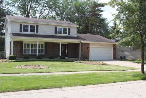 735 Vista Dr, Barrington Hills, IL 60102