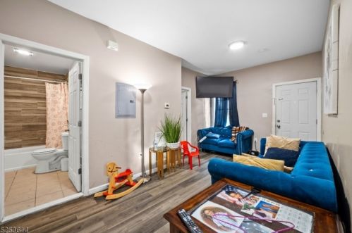 539 Union Ave, Paterson NJ  07522-1545 exterior