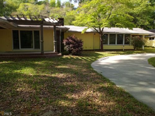 218 Parkway Dr, Hiltonia, GA 30467-2142