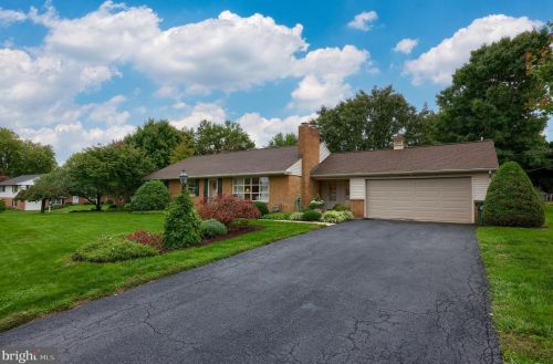 1926 Drexel Ave, Lancaster, PA 17602-3302