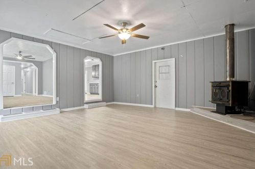 35 Carriage Trce, Stockbridge GA  30281-1328 exterior