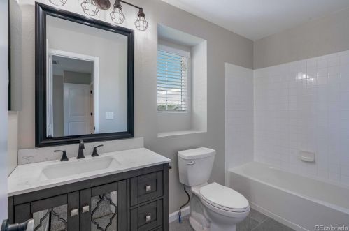 24738 Layton Pl, Denver CO exterior