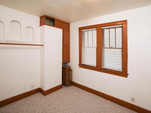694 Desoto St, Saint Paul MN  55130-4215 exterior