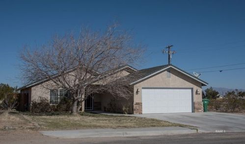 1208 Vulcan Ave, Ridgecrest, CA 93555-8803
